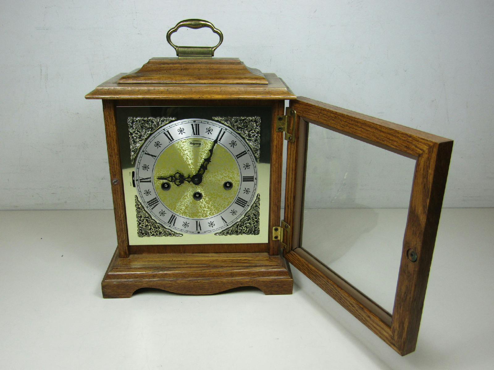 Vintage Ridgeway Mantel Clock Oak 551 M7 Westminster Chime W/ Key WORKS