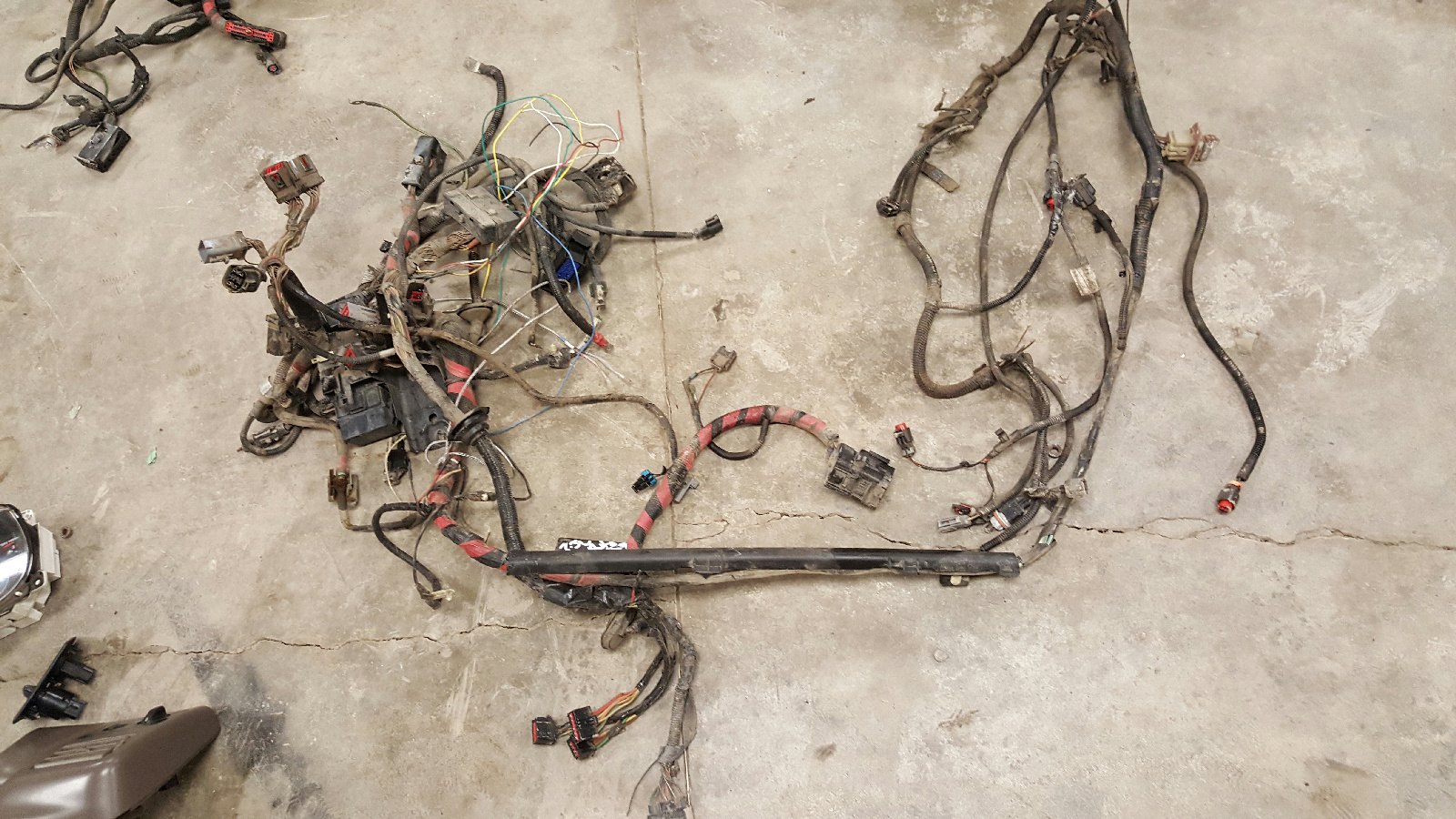 1999 2000 2001 2002 2003 Ford F250 F350 7.3L engine compartment wiring 2002 Ford F250 7.3 Engine Wiring Harness