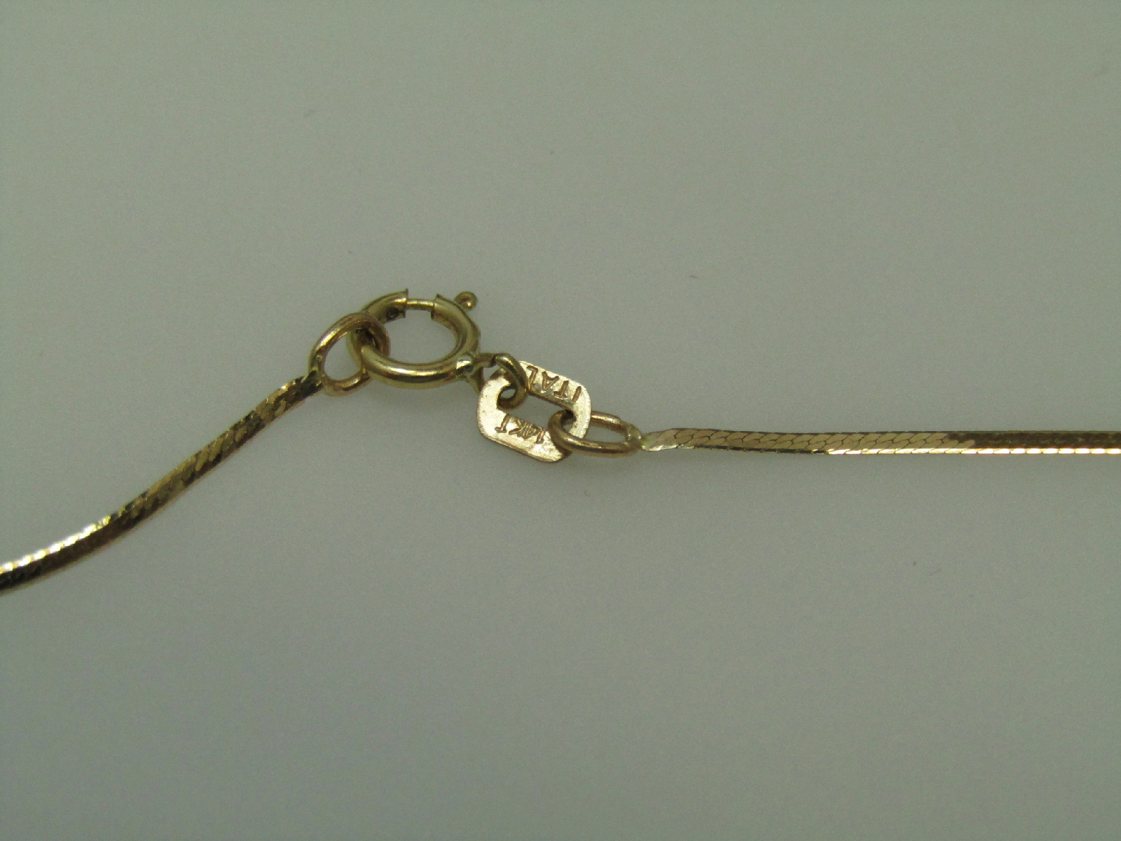 14k Yellow Gold Jewelry Herringbone Chain Necklace Flat ...