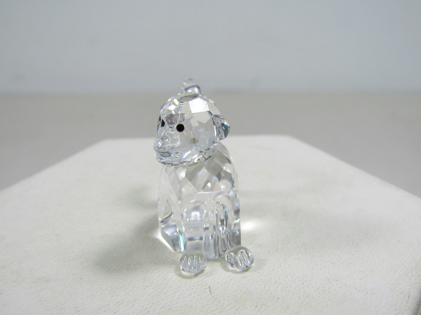 ::Swarovski Crystal Trinket Monkey Small Decoration Figurine in Box